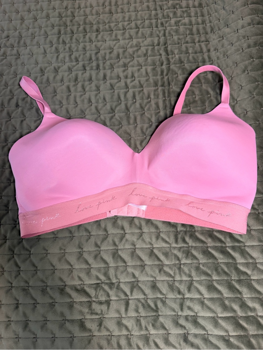 Pink Victoria’s Secret pink lightly padded bra, size 38DD